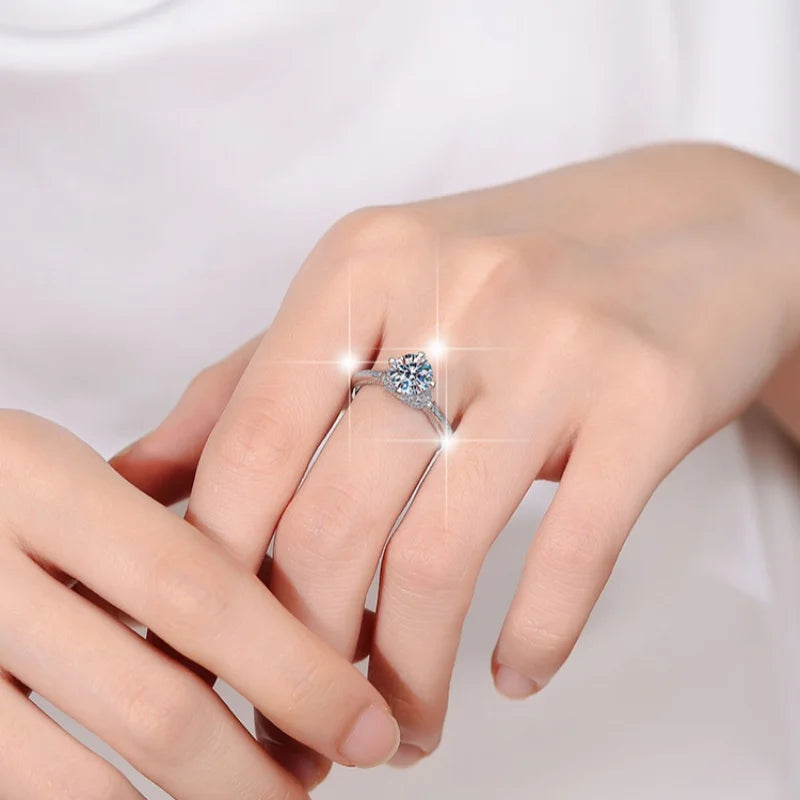 Round Brilliant Moissanite Claw Setting Solitaire Ring | 1ct VVS1 D Colour | GRA Certified | S925 Silver