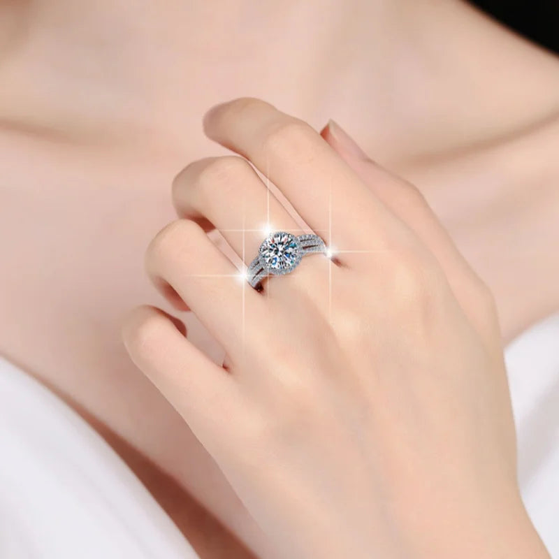 Round Brilliant Moissanite Art Aesthetic Ring | 2ct–3ct VVS1 D Colour | GRA Certified | S925 Silver