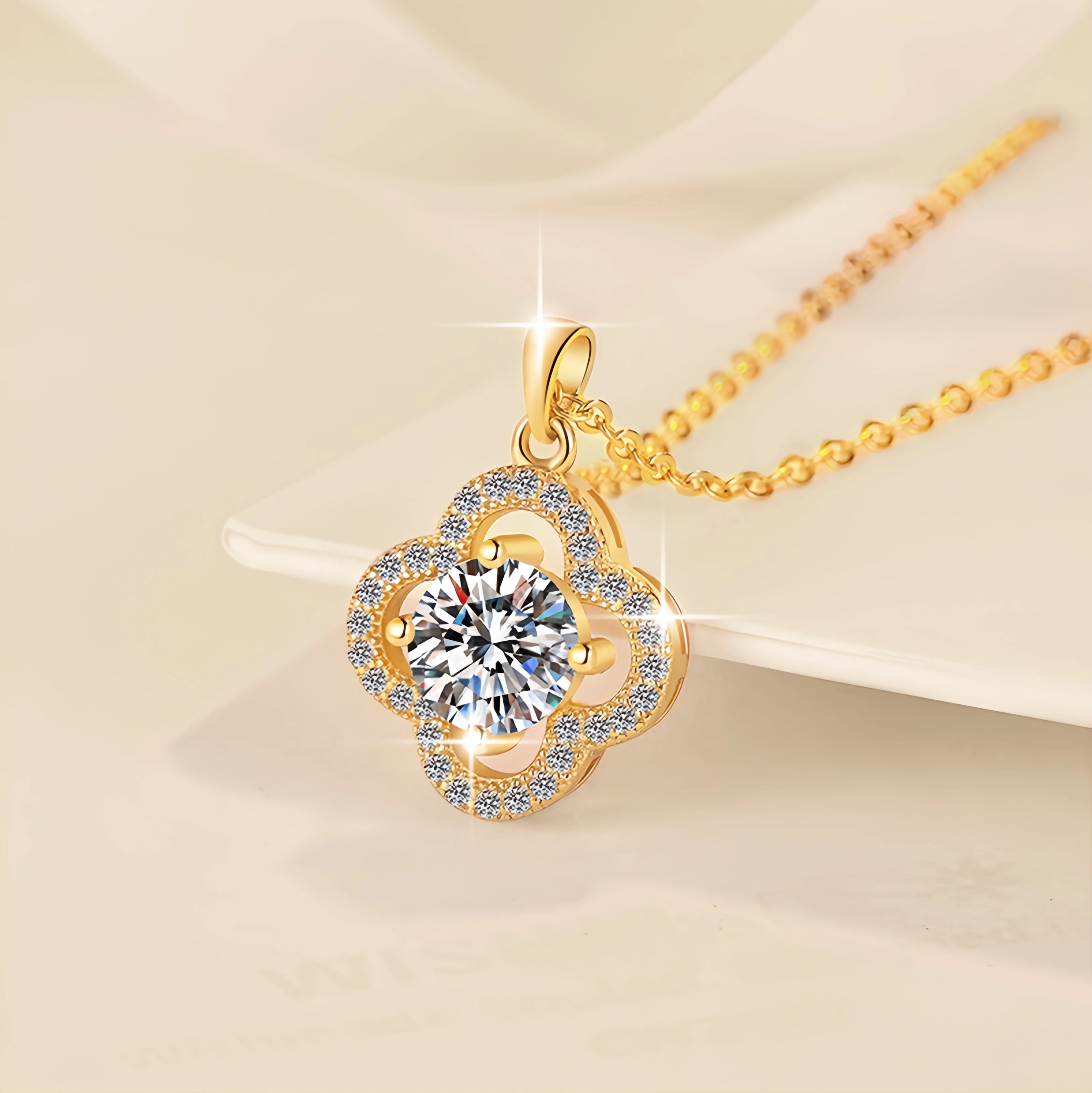 Four Leaf Clover Moissanite Pendant Necklace | 18K Gold & Rhodium Finish | S925 Sterling Silver | GRA Certified