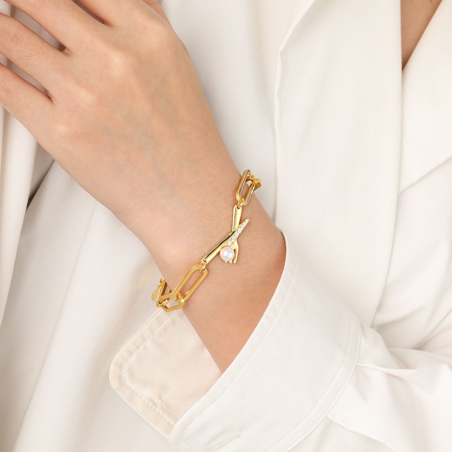 Natural Pearl Hollow Chain Bracelet - 925 Sterling Silver