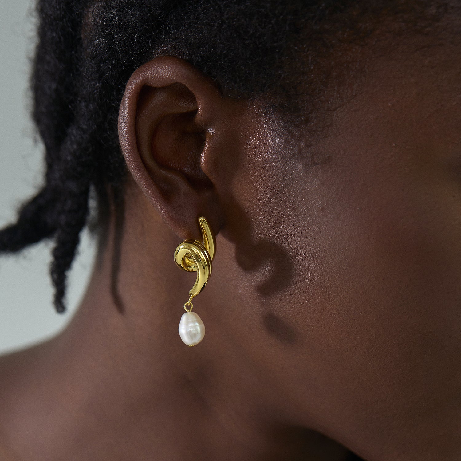 Natural Pearl Stud Earrings - 999 Silver & 18K Gold